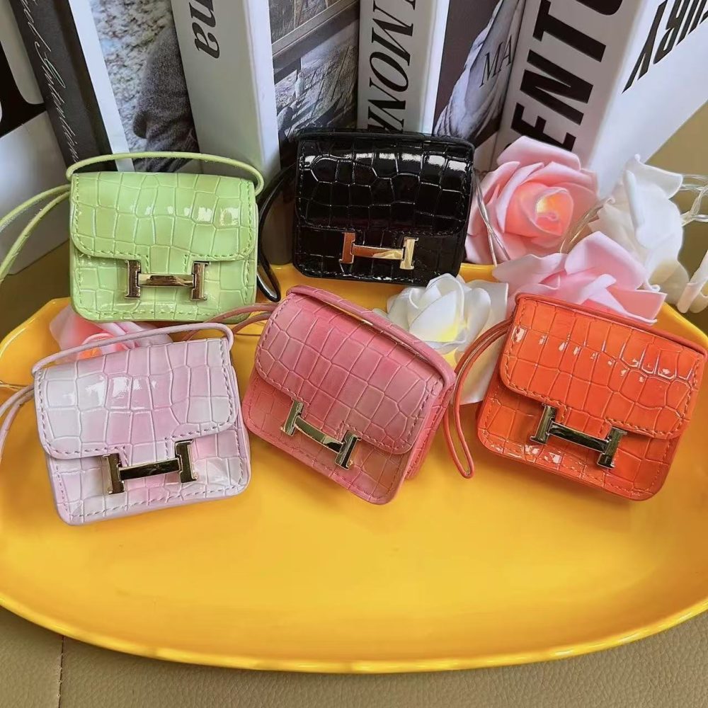 Patent Leather Constance