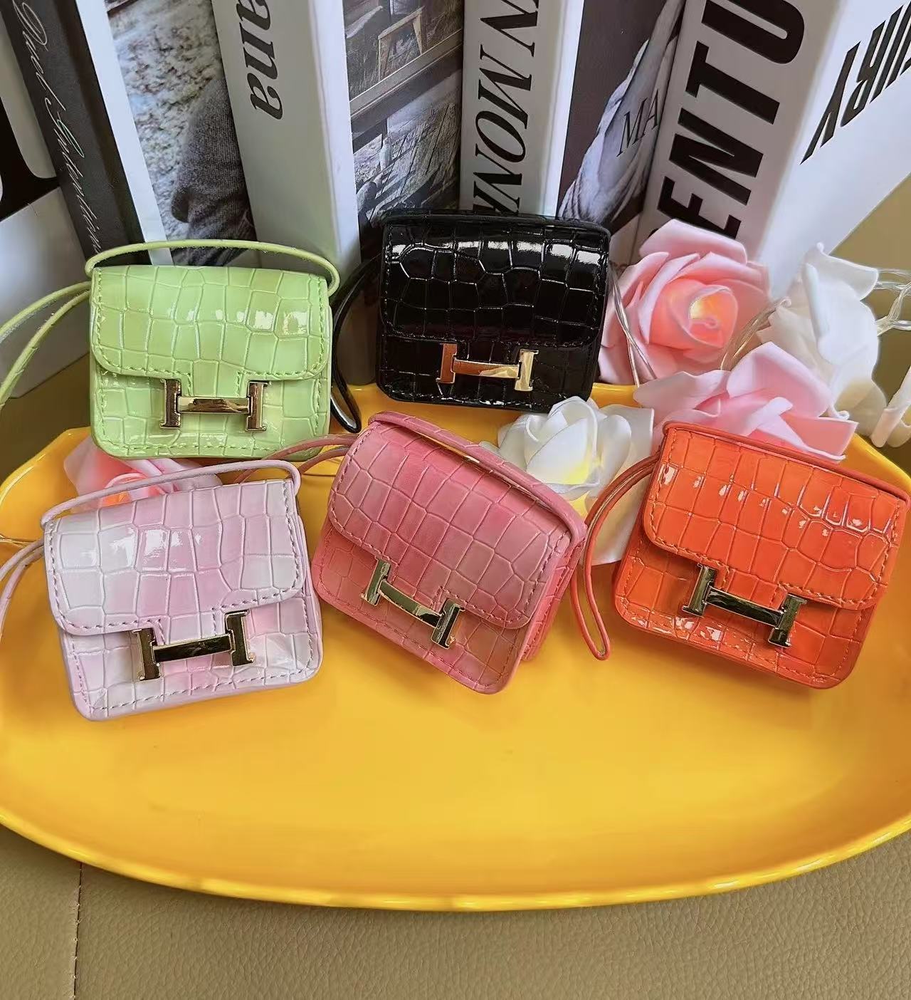 Patent Leather Constance