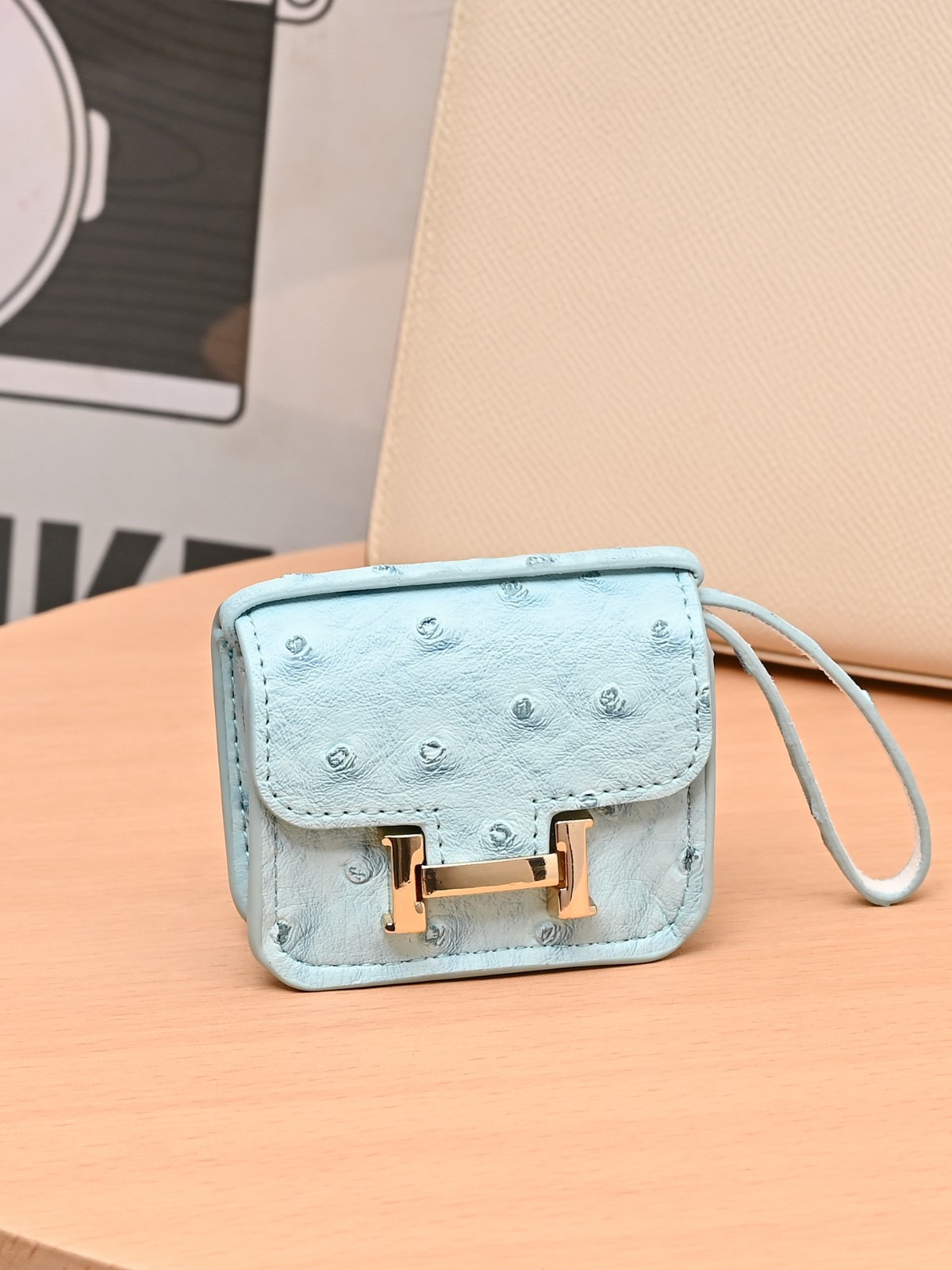 Ostrich Print Constance